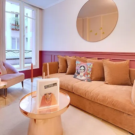 The Parisians Suites - Eiffel Tower * Paris