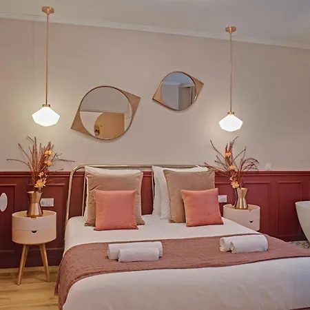 Apartment The Parisians Suites - Eiffel Tower Paris