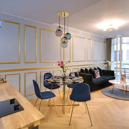 The Parisians Suites - Eiffel Tower Paris